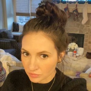 Meet your Posher, Cara